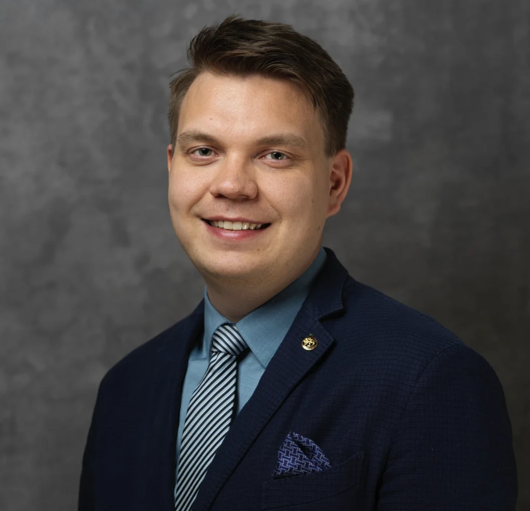 AI Workflow Sprintin fasilitaattorin Jukka-Matti Turtiaisen muotokuva